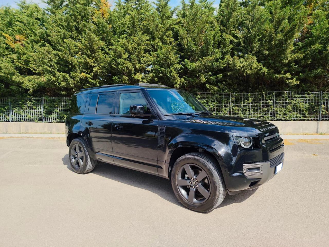 Land Rover Defender 110 3.0D I6 250 CV AWD Auto X-Dynamic HSE 7P.