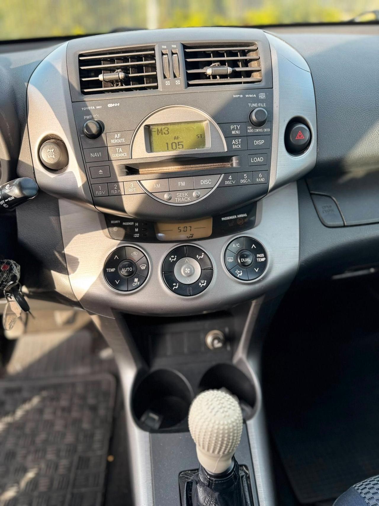 Toyota RAV 4 RAV4 2.2 D-4D 136 CV Luxury