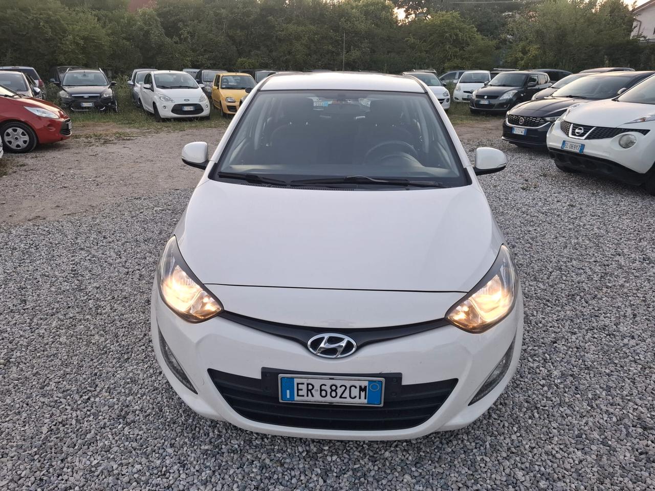 Hyundai i20 1.1 CRDi 5p. Sound Edition