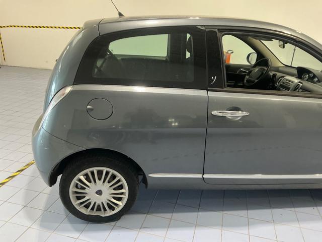 LANCIA Ypsilon 1.2 69 CV Unyca
