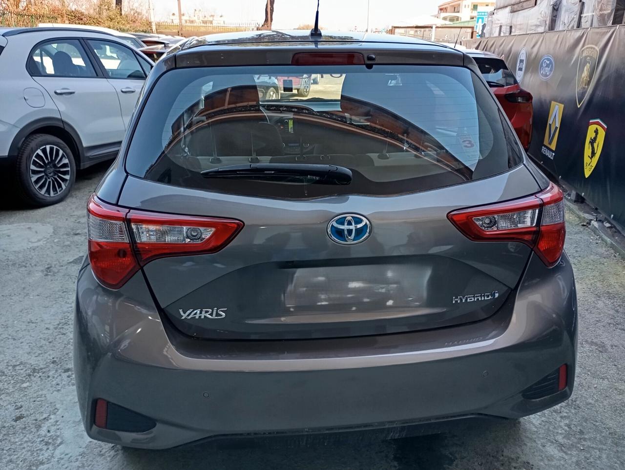 Toyota Yaris 5P 1.5 Hybrid Business Aut.