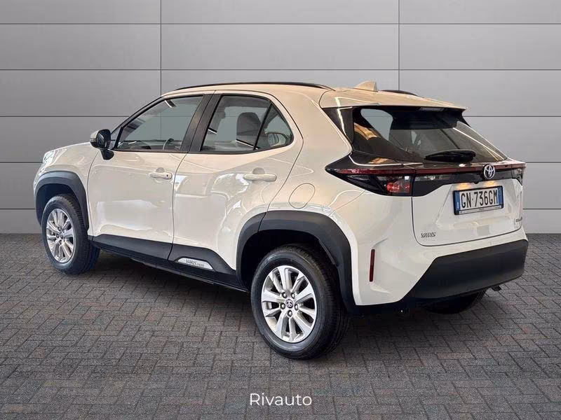 Toyota Yaris Cross 1.5h Active fwd 116cv e-cvt