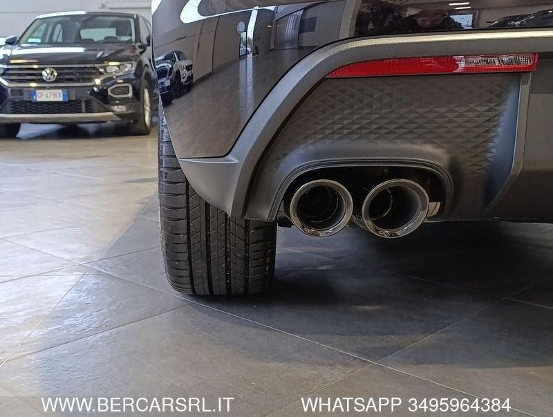 Porsche Macan 2.0 T*TETTO*SOSPENSIONI ATTIVE*SEDILI RISC + VENTILATI*RETROCAMERA*TERMINALI SPORTIVI *PACCHETTO CHR