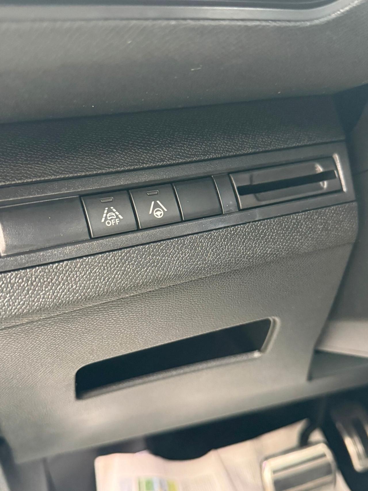 Peugeot 3008 BlueHDi 130 S&S EAT8 GT FULL OPTIONAL