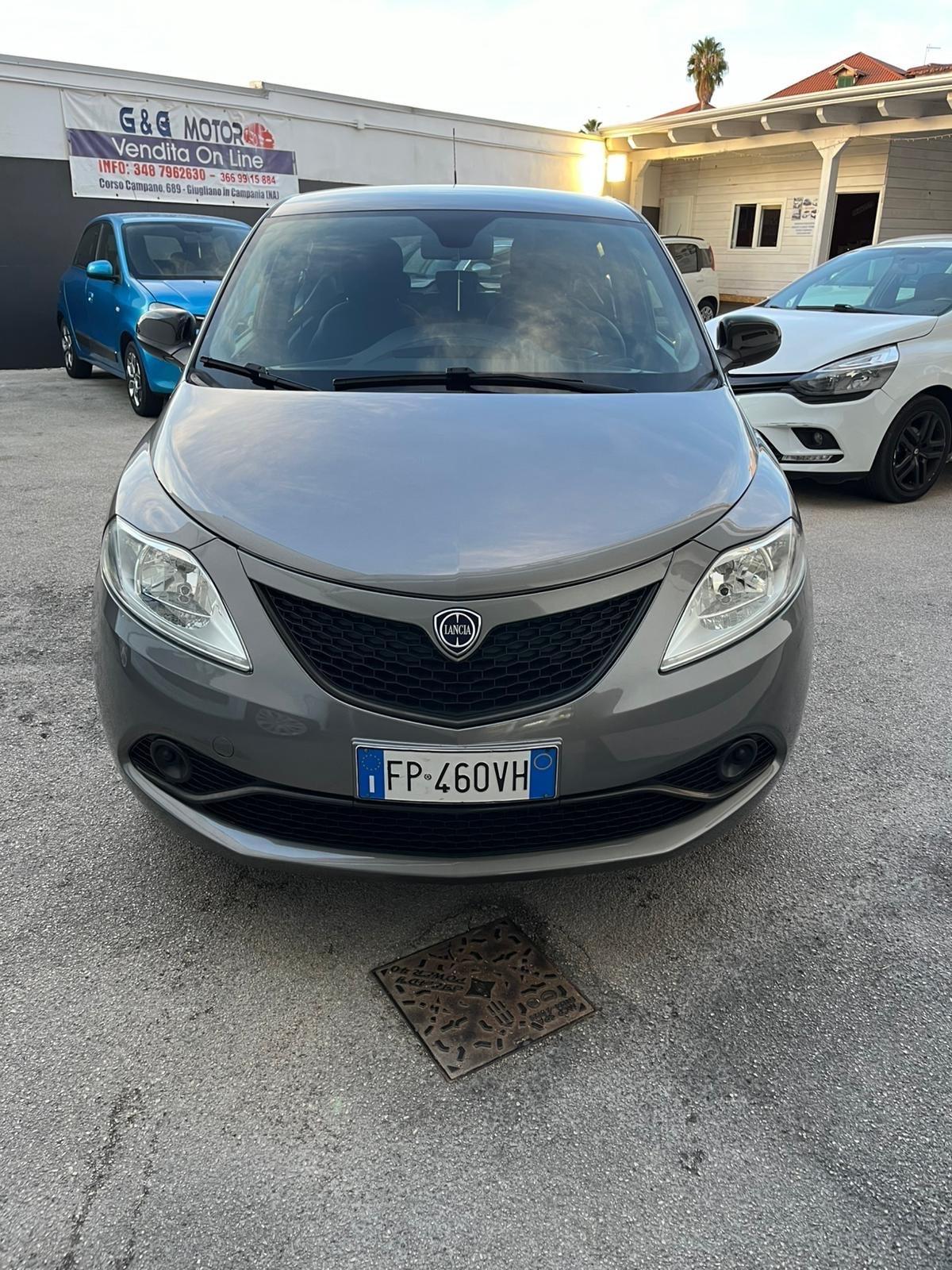 Lancia Ypsilon 1.2 69 CV 5 porte GPL Ecochic Silver