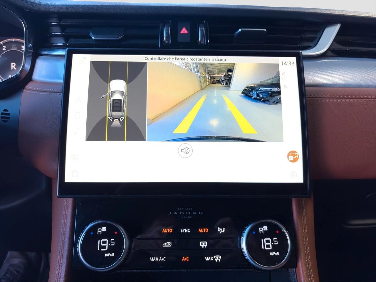 Jaguar F-Pace 2.0 D 163 CV AWD aut. R-Dynamic S (autocarro)