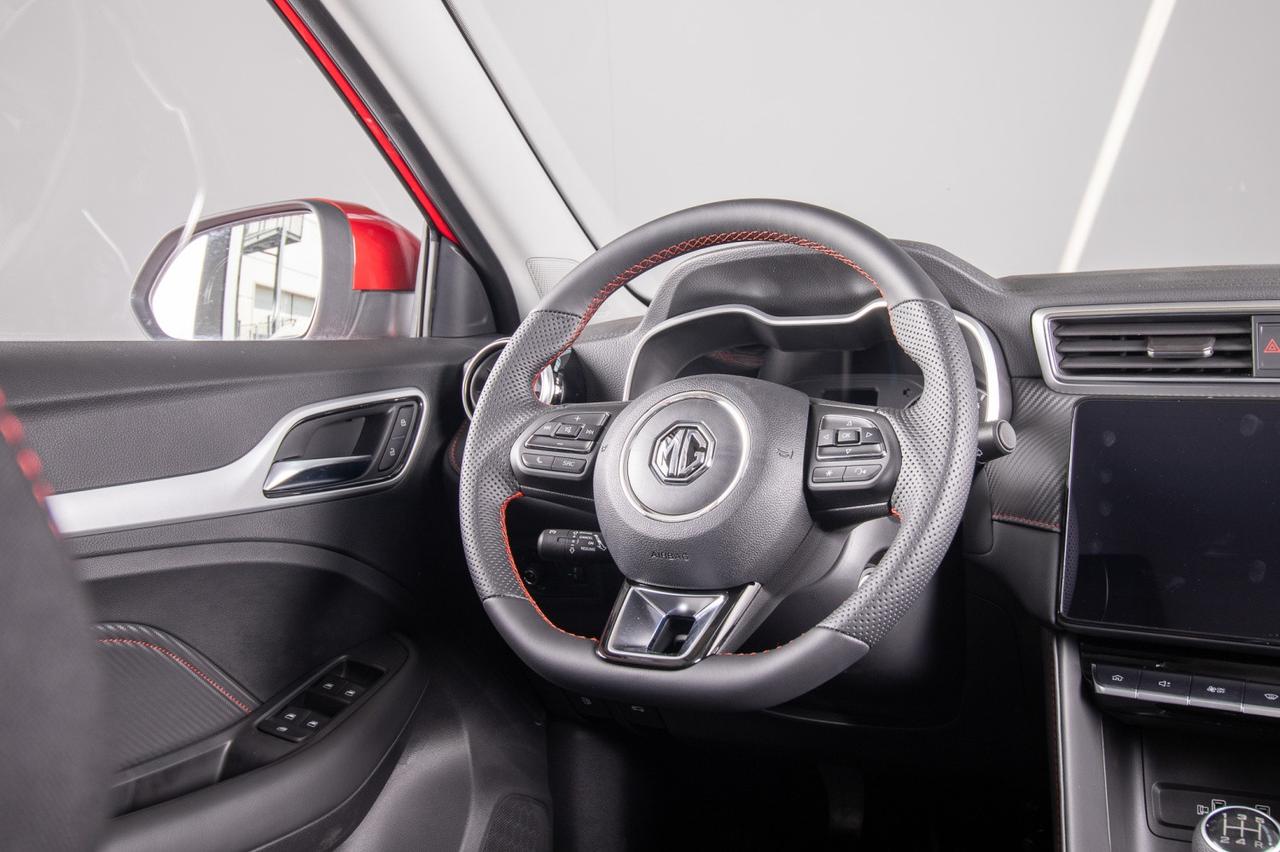 Mg ZS 1.5 Classic Comfort 106cv -km 0-