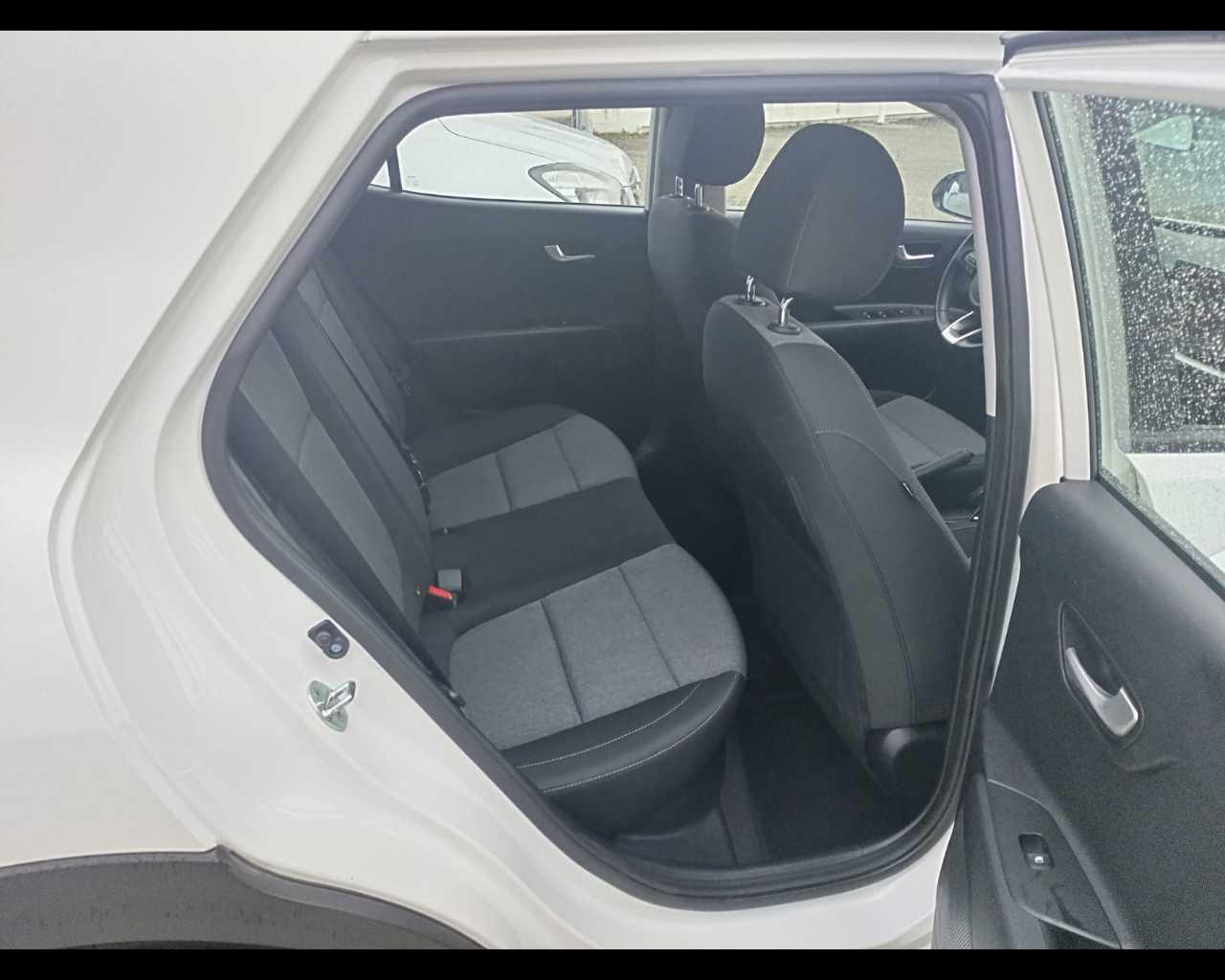 KIA Stonic - Stonic 1.0 t-gdi mhev Urban Techno&Design Pack 100c