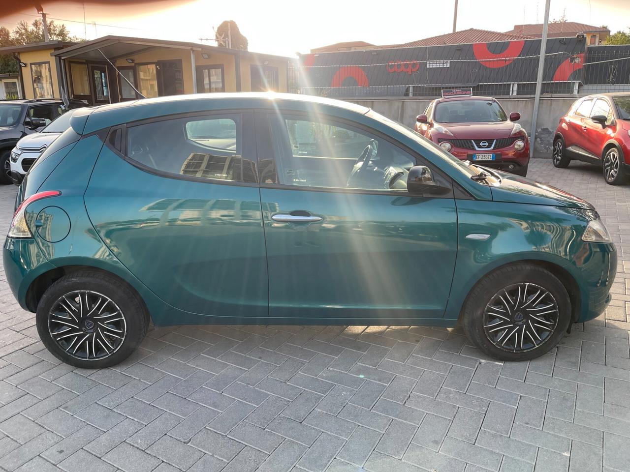 Lancia Ypsilon 1.3 MJT 95 CV S&S Platinum