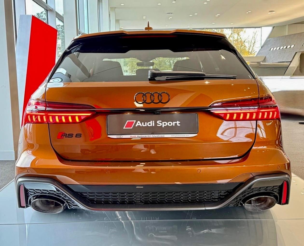 Audi RS6 RS 6 - 2025 - 80.000 EURO IN MENO