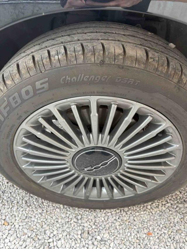 FIAT 500e Berlina 42 kWh