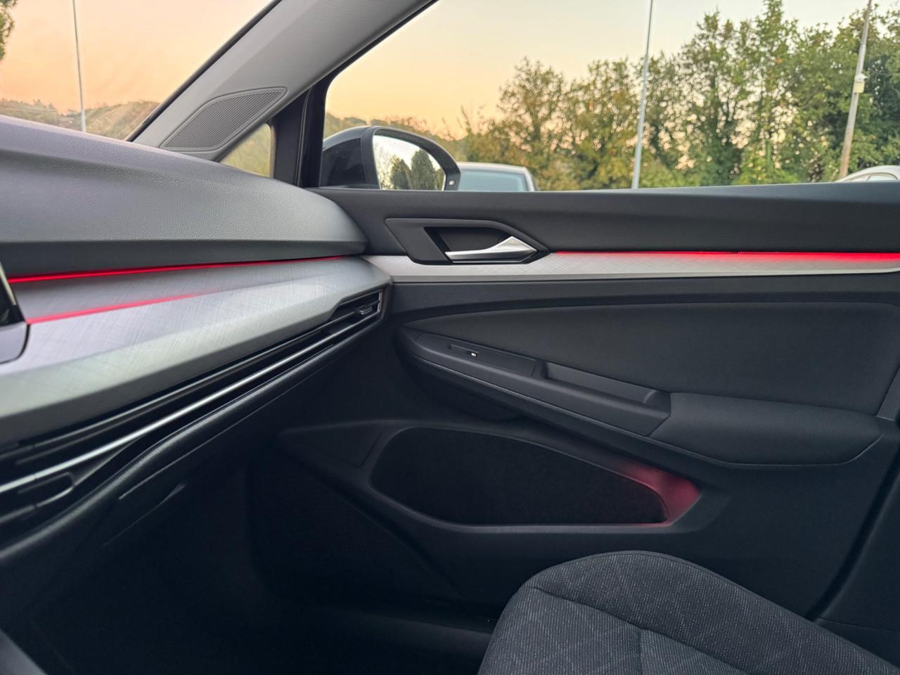 Volkswagen Golf 1.5 TGI 130Cv DSG Life