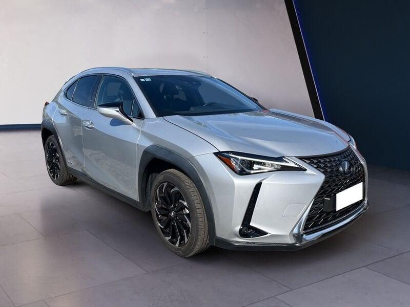 Lexus UX 2019 250h 2.0 Premium 2wd cvt