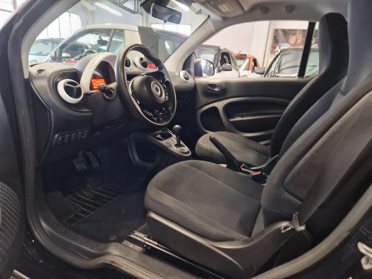 Smart automatica solo 46000km 2017 garanzia