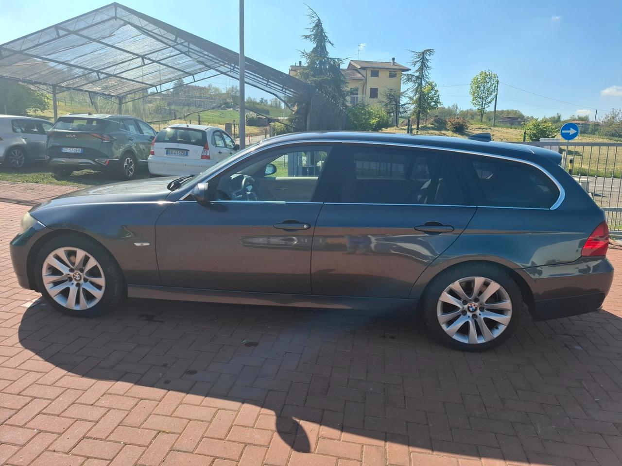 Bmw 330 330xd cat Touring Attiva