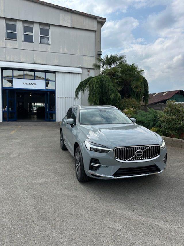 VOLVO XC60 T6 Plug-in hybrid AWD automatico Core