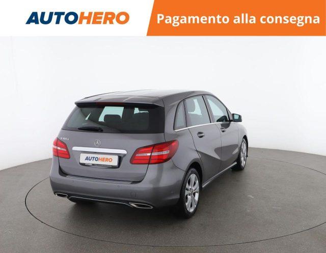 MERCEDES-BENZ B 180 d Automatic Sport