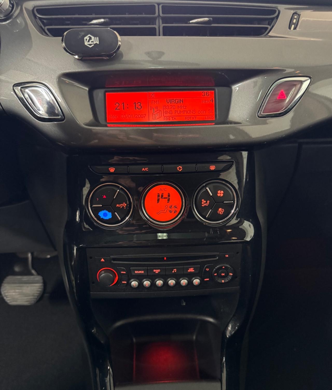 Citroen C3 1.4 HDi 70 Exclusive2015,CAMBIO AUTOMATICO