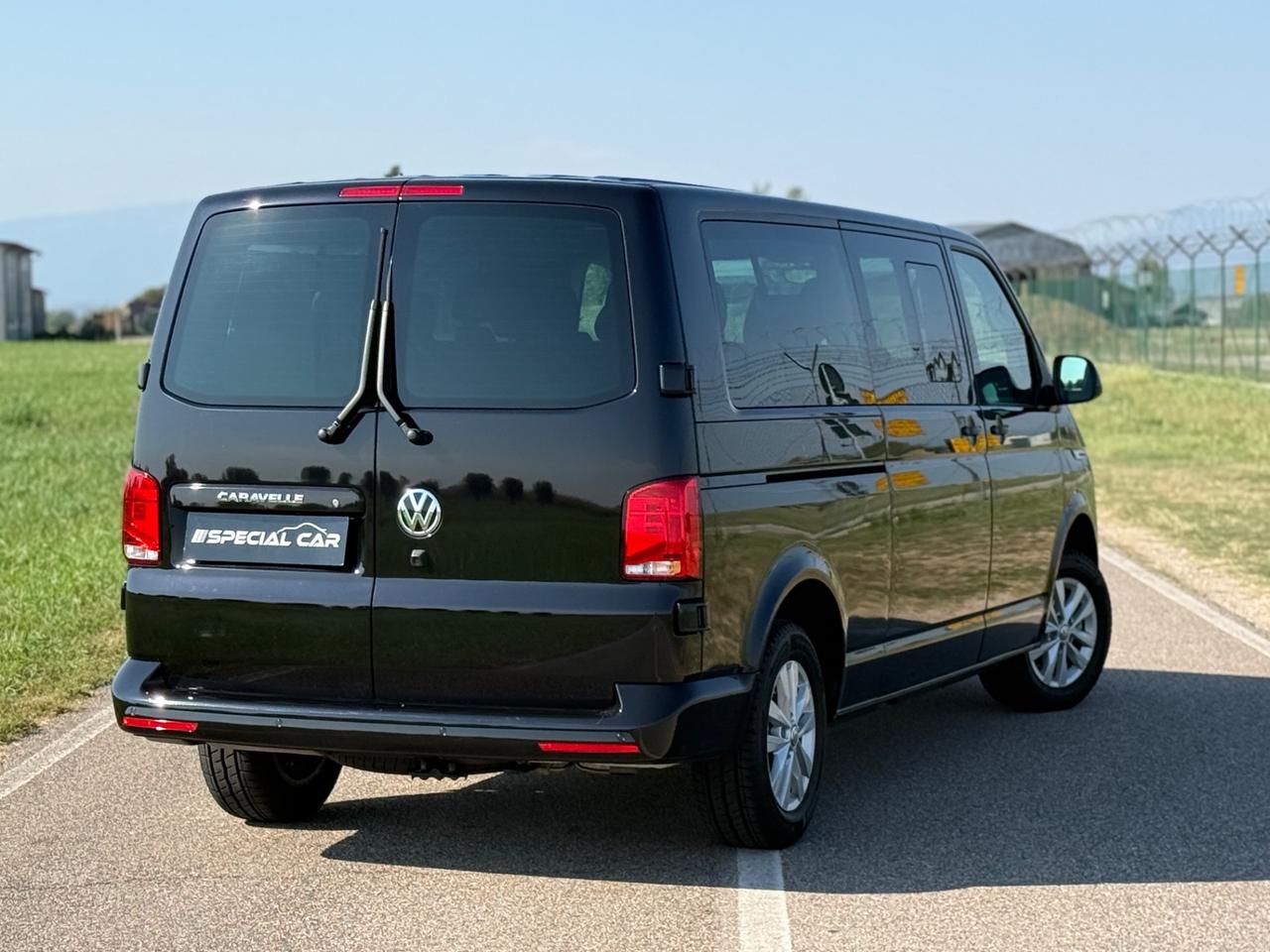 Volkswagen Caravelle 2.0 TDI 150CV "PASSO LUNGO-IVA ESPOSTA-KM 15000 !!!"