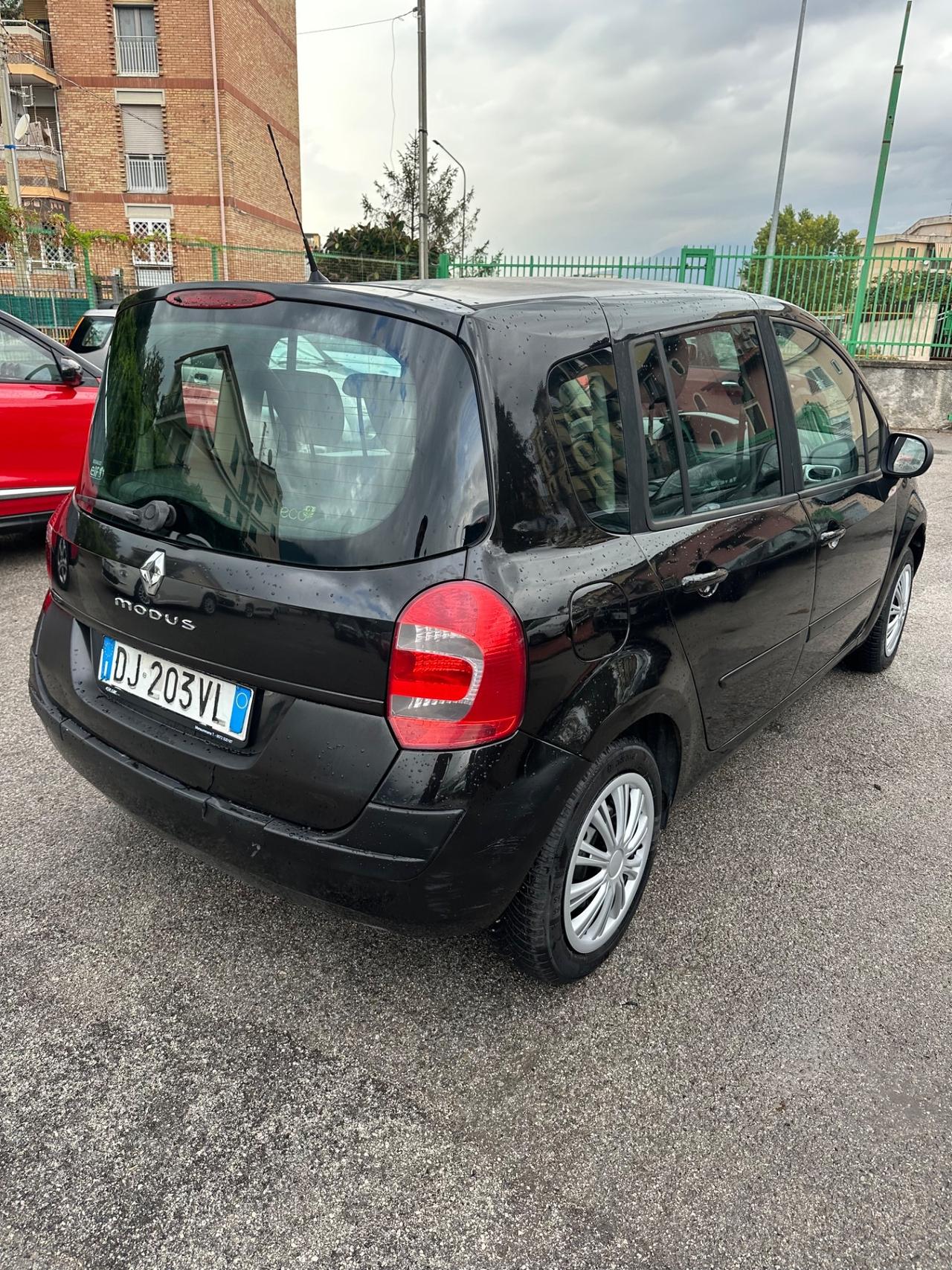 Renault Modus Grand 1.2 16V Dynamique