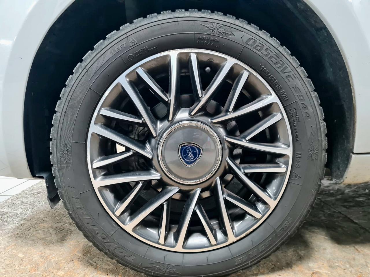 LANCIA YPSILON 1.2 69 CV 5 p. Mya