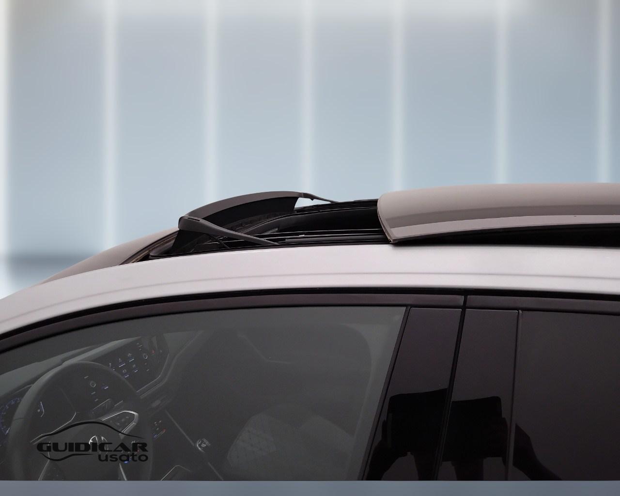 VOLKSWAGEN Taigo - Taigo 1.0 tsi R-Line 115cv