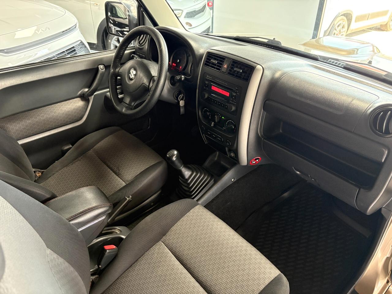 Suzuki Jimny 1.5 DDiS cat 4WD JLX