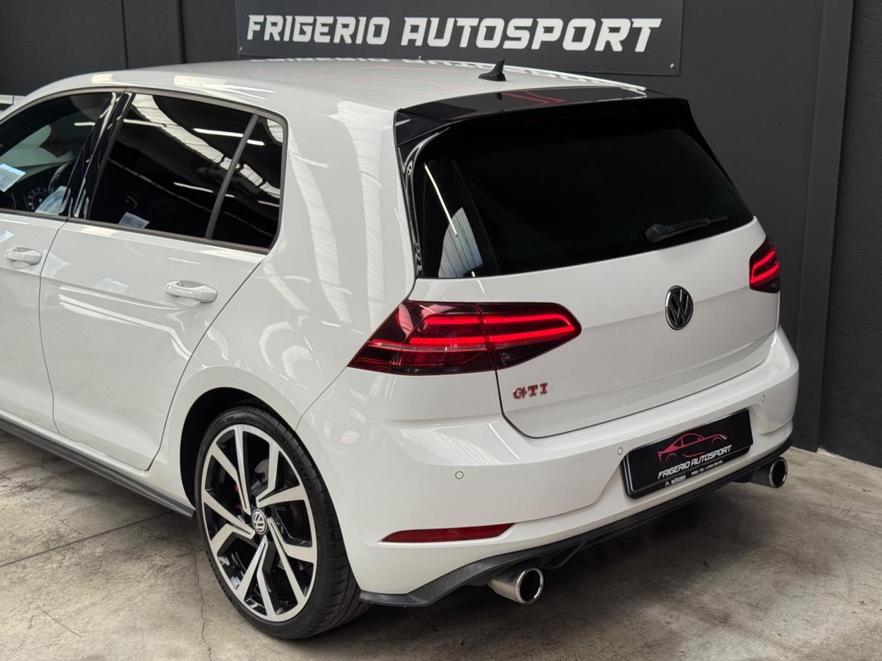 Volkswagen Golf GTI Performance 2.0 245 CV TSI DSG 5p. BMT