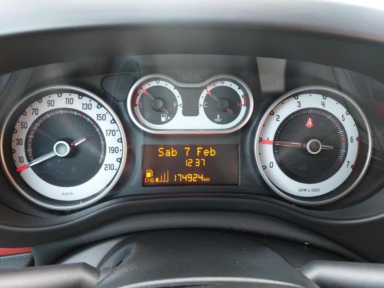 Fiat 500L 0.9 TwinAir Turbo Natural Power UNICO PROPRIETARIO