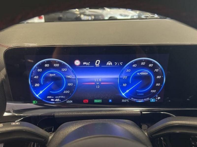 Mercedes-Benz EQA 300 4MATIC AMG Line Advanced