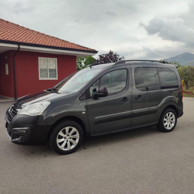 PEUGEOT Partner Tepee BlueHDi 100 Outdoor