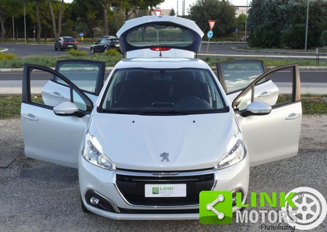 PEUGEOT 208 Neo Patentati - Unico Proprietario