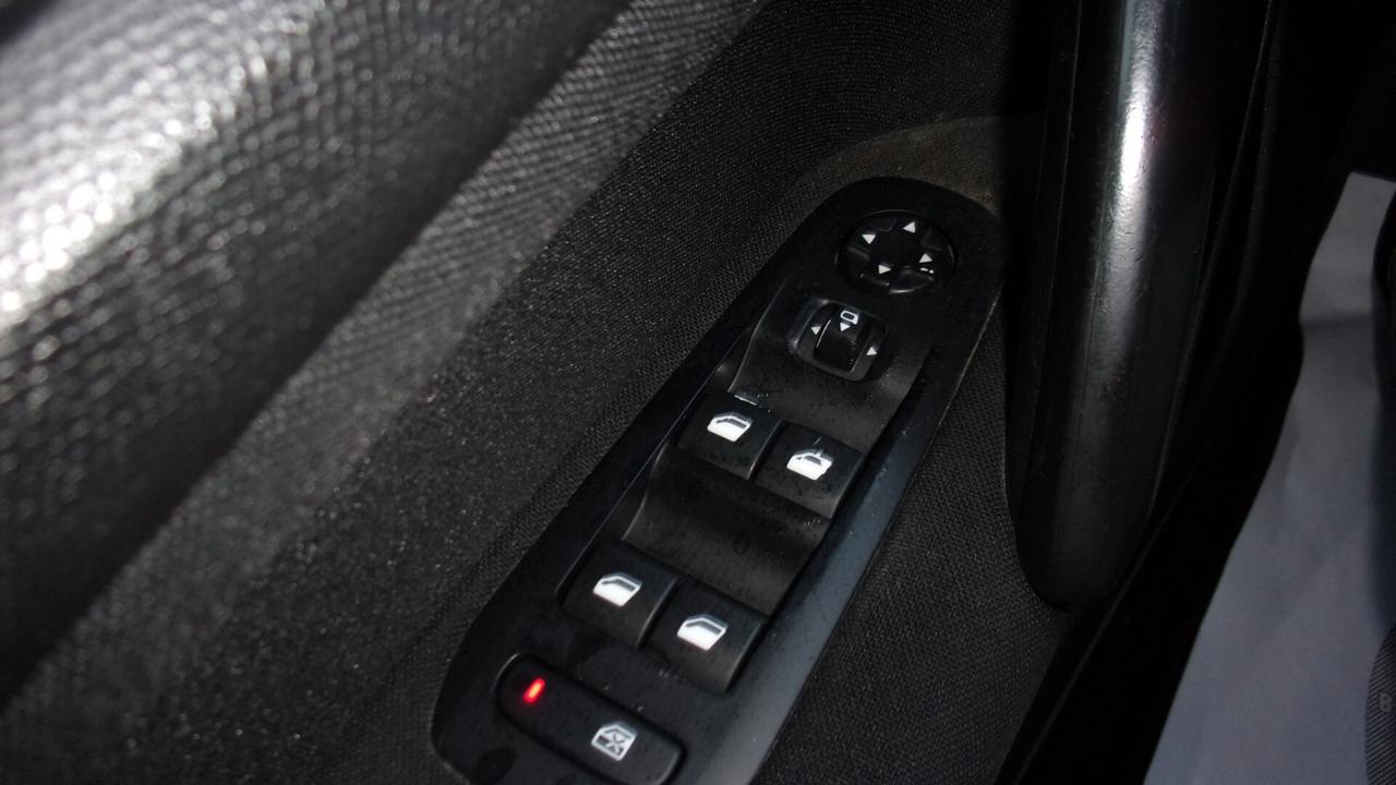 Peugeot 308 BlueHDi 120 S&S SW Business