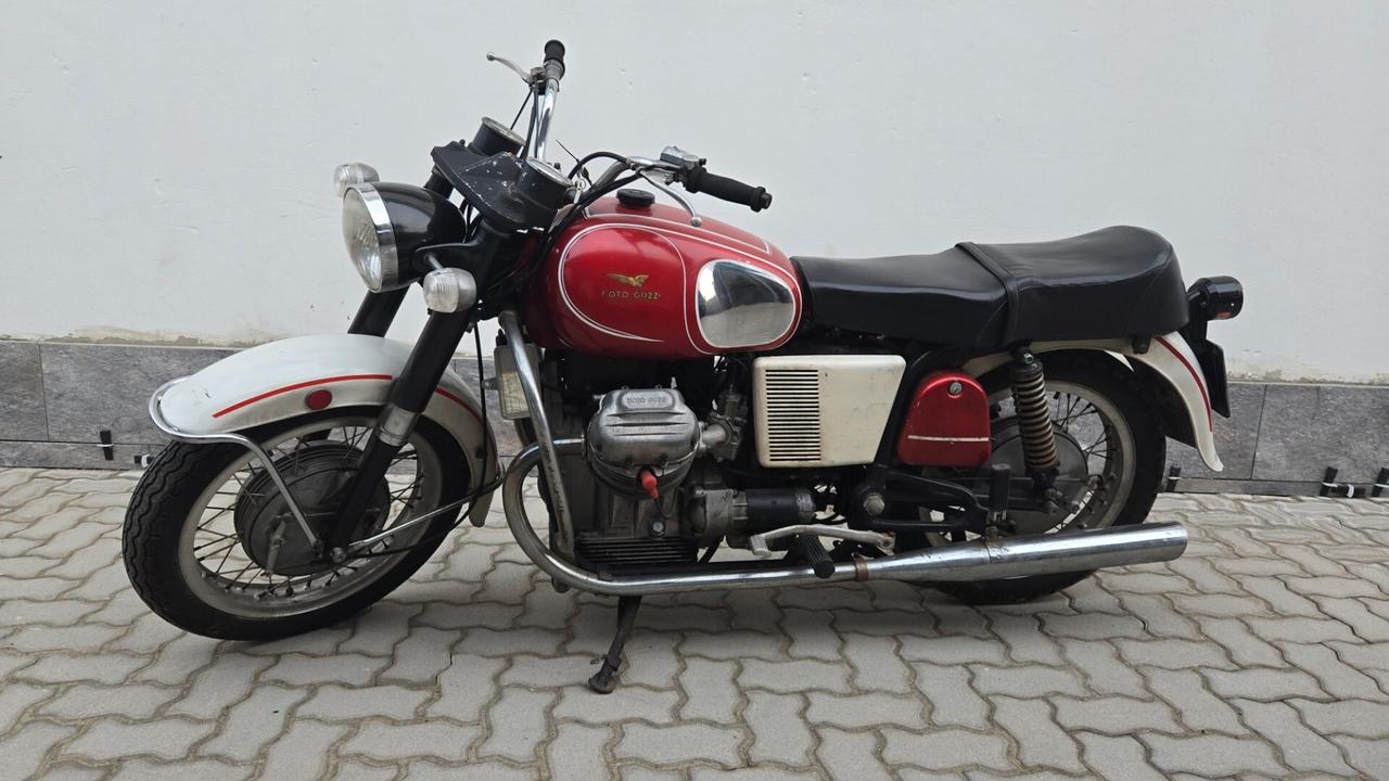 Moto Guzzi V7 SPECIAL SPORT