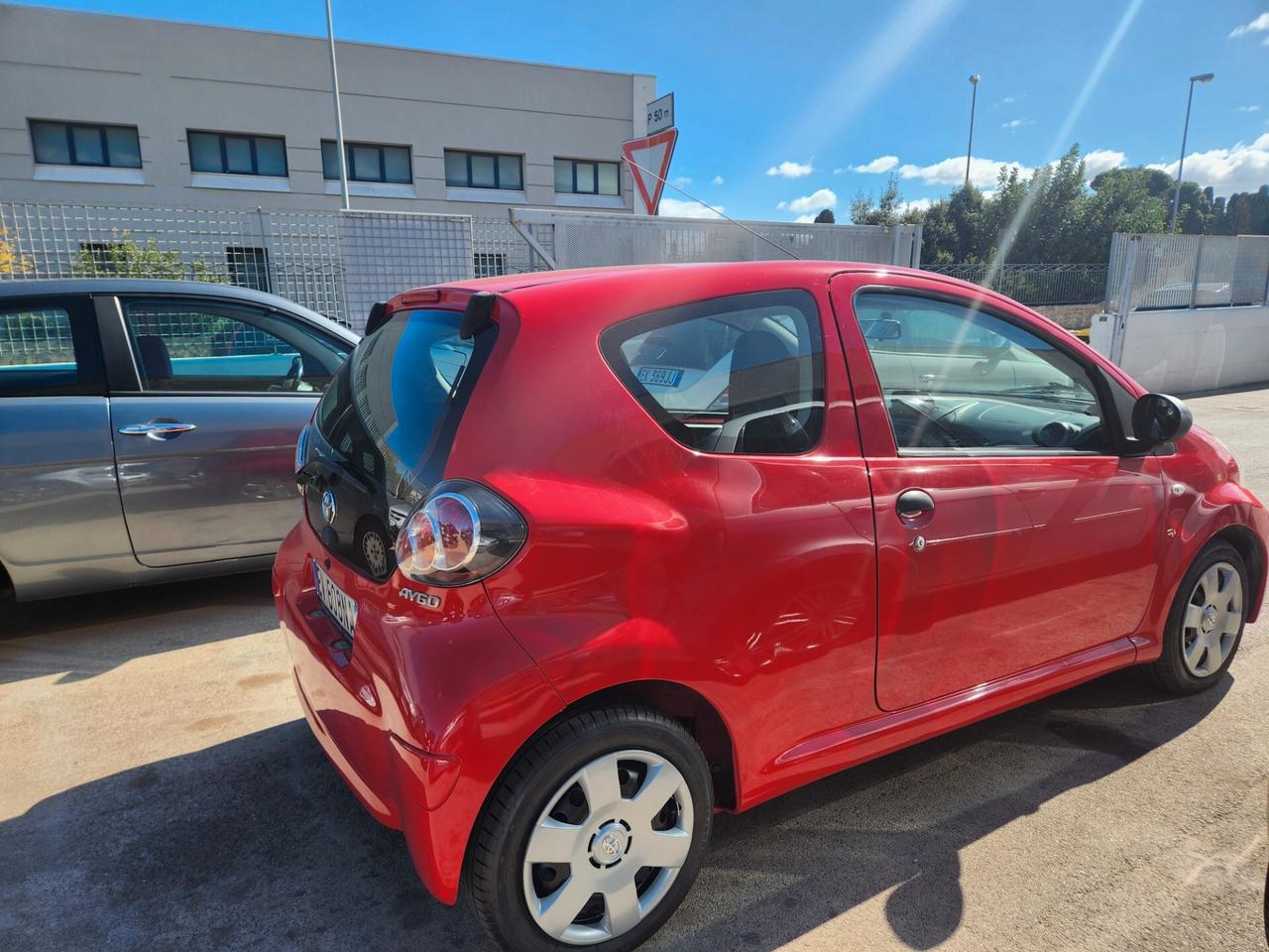 Toyota Aygo 1.0 BENZINA X NEOPATENTATI