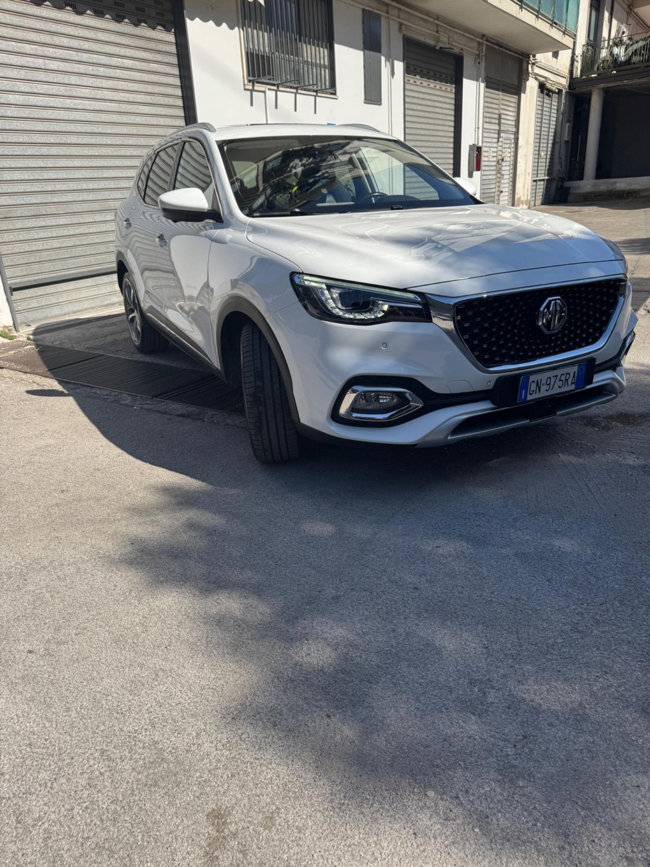 Mg EHS Plug-in Hybrid Luxury