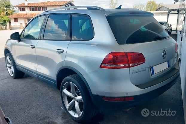 Volkswagen Touareg 3.0 TDI PROBLEMI AL MOTORE