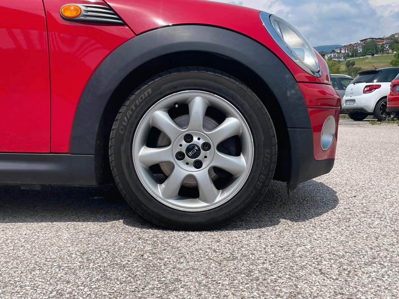 MINI COOPER D 1.6TD 110cv "CAMBIO AUTOMATICO" NEOPATENTATI