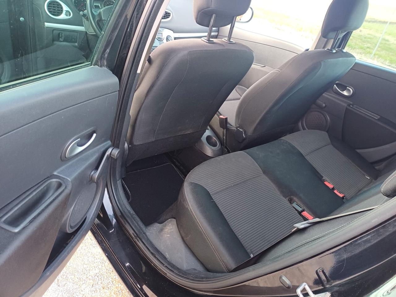 Renault Clio 1.2 16V 5 porte Live!