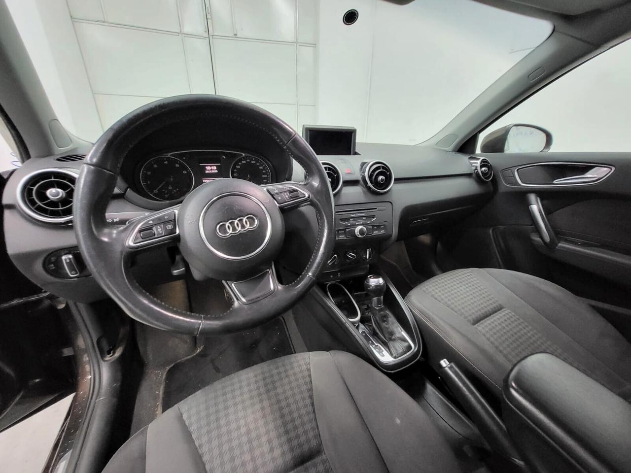 Audi A1 1.4 TFSI S tronic Ambition