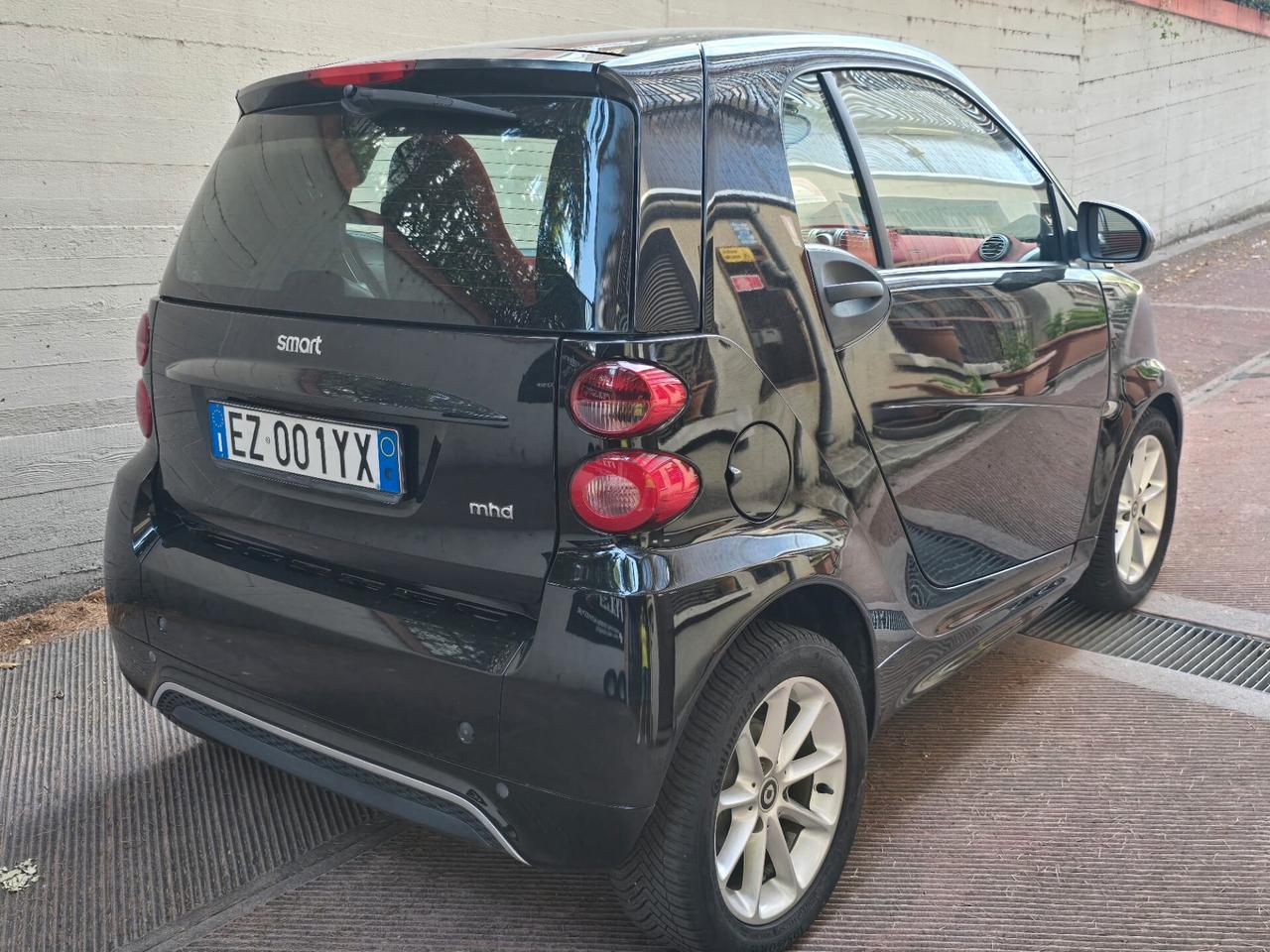 Smart ForTwo 1000 52 kW MHD coupé passion