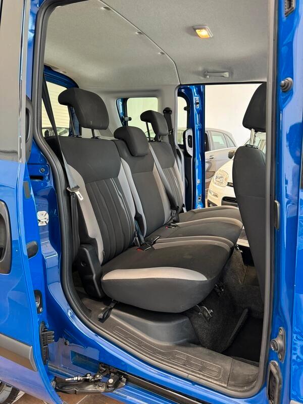 FIAT DOBLO' 1.6mjt 120cv AUTOCARRO 5 POSTI
