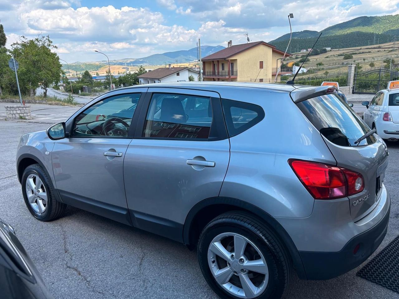 Nissan Qashqai 2.0 dCi DPF 4WD Tekna