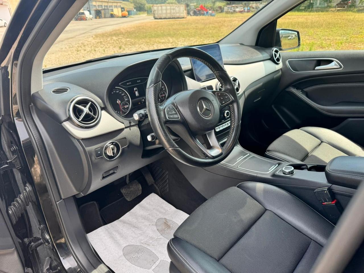 Mercedes-benz B 200 d Automatic Premium
