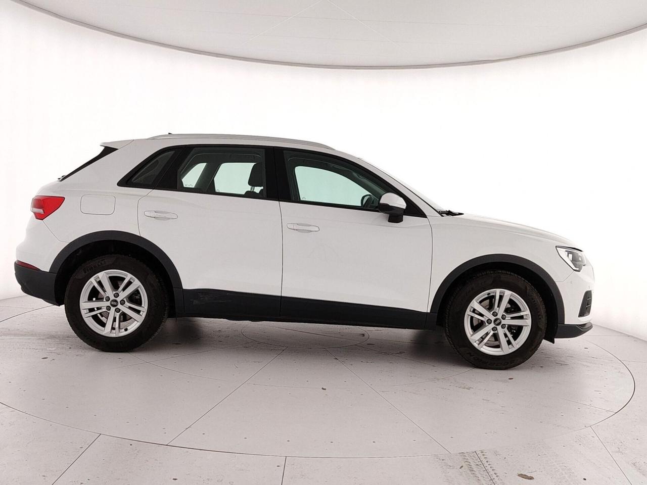 Audi Q3 35 TDI S tronic Business