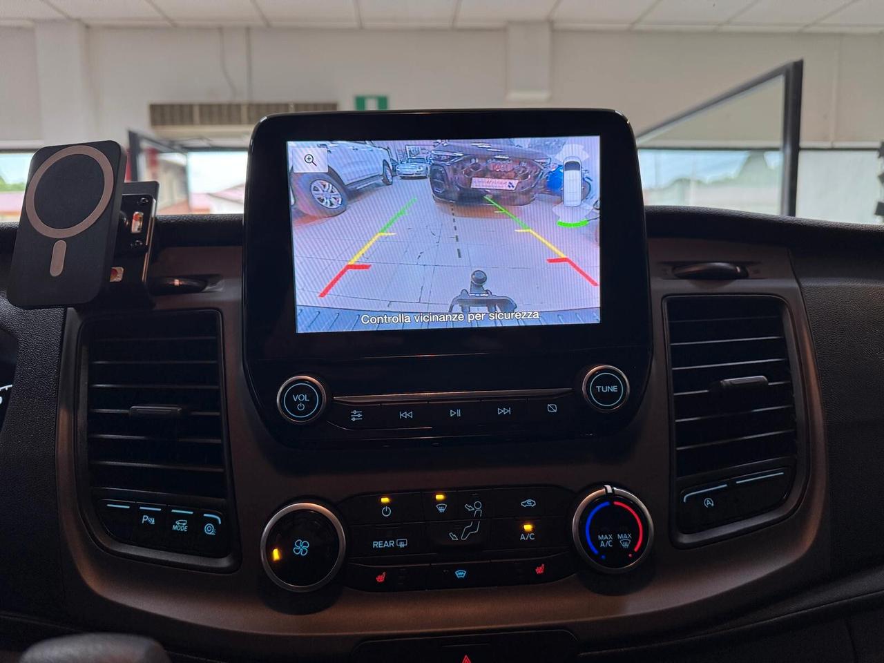 Ford Transit Custom 320 2.0 EcoBlue 130 aut. PL Combi Trend 9 POSTI FULL OPT.