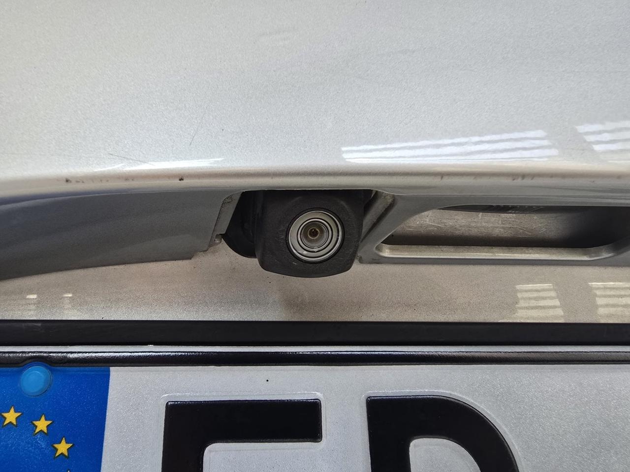 Toyota Yaris Style 1.5 Hybrid 101cv 2028 km 109000
