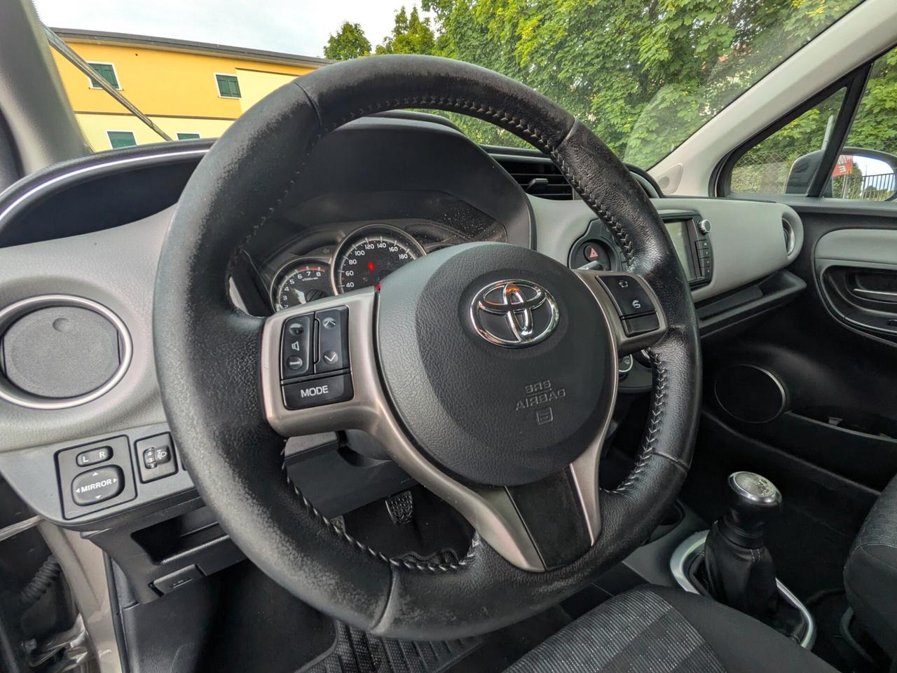Toyota Yaris 1.0 5 porte Active