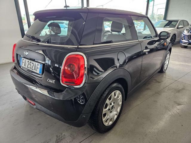 MINI One Mini 1.2 benzina 75cv 3p NEOPATENTATI