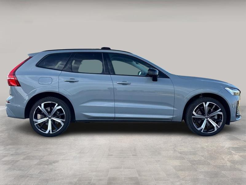 Volvo XC60 2.0 B4 Ultimate Dark AWD automatico